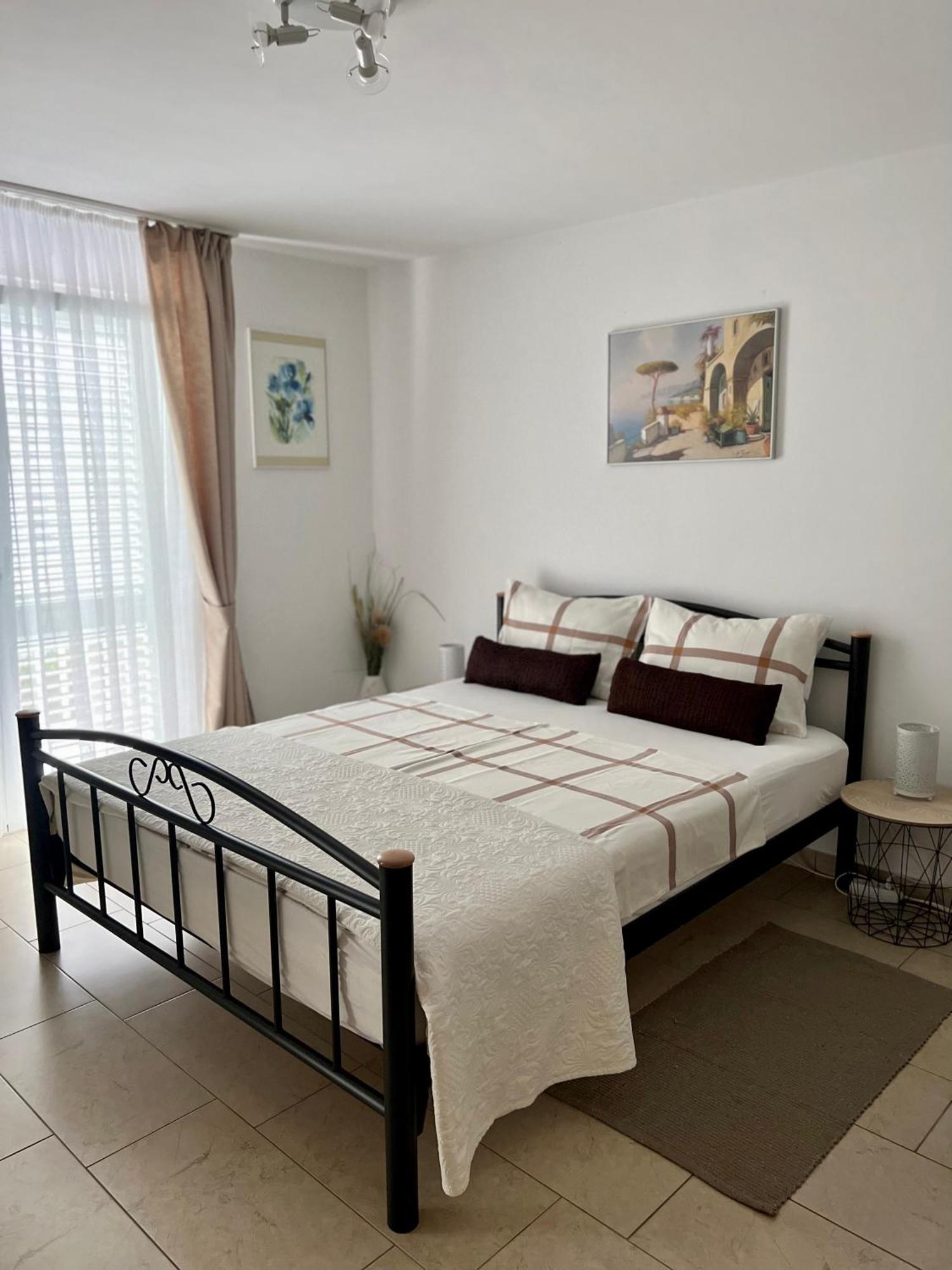 Apartmani Fortuna Lumbarda Exteriér fotografie