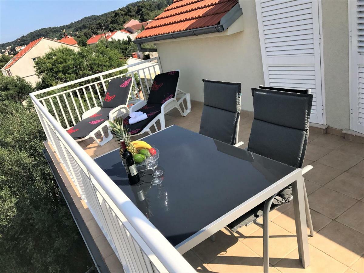 Apartmani Fortuna Lumbarda Exteriér fotografie